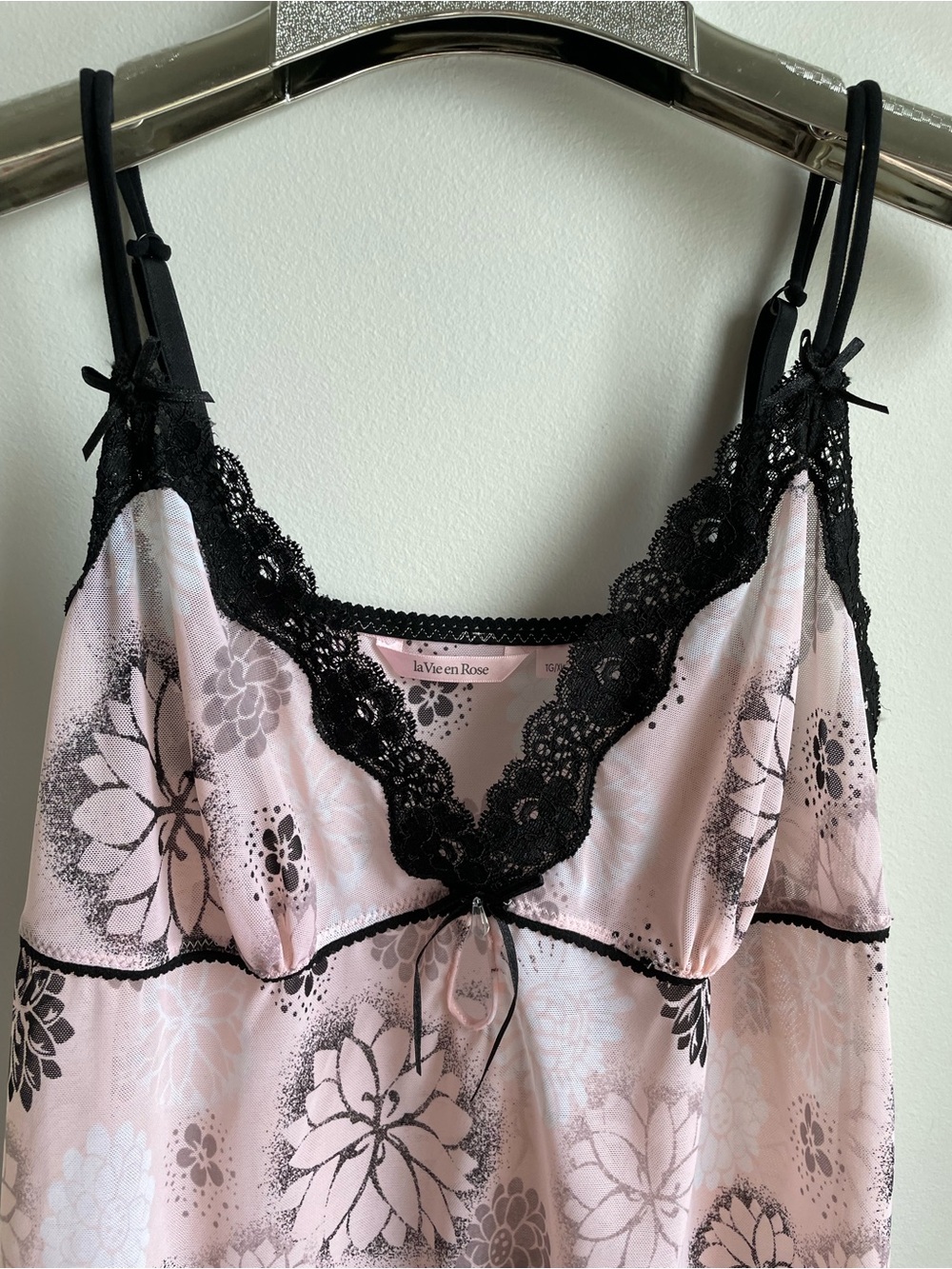 Pink and Black Floral Lace-Trim Cami-La Vie en Rose-size XL - Picture 2 of 8